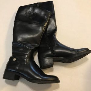 Women’s wide calf knee boots